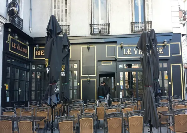 pub brasserie le village