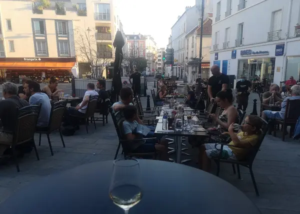 pub brasserie le village